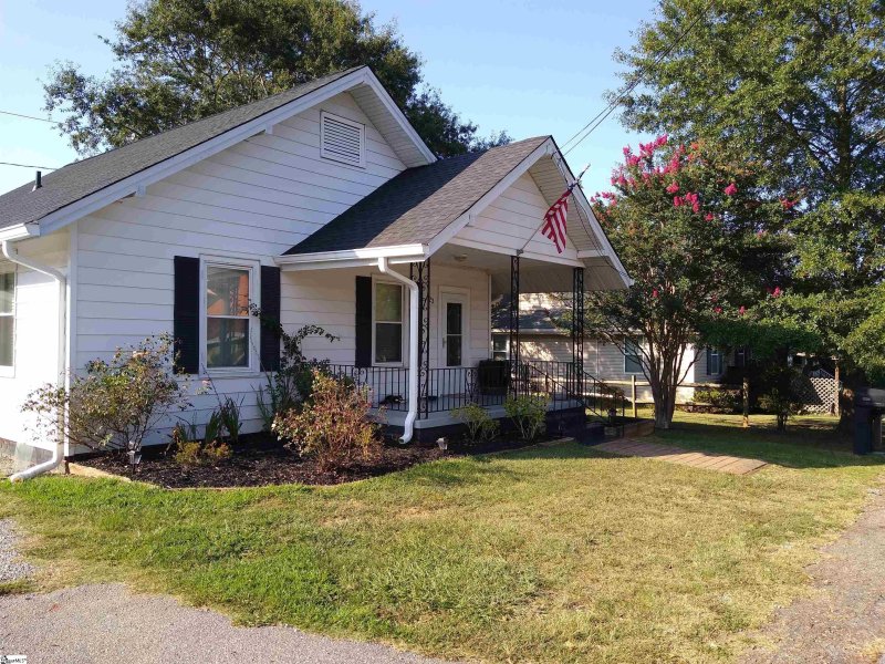 Property image 2 at 23 Iselin Street, Liberty, SC 29657