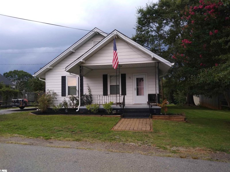 Property image 3 at 23 Iselin Street, Liberty, SC 29657