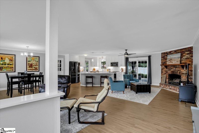 Property image 3 at 17 Ellesmere Drive, Greenville, SC 29615