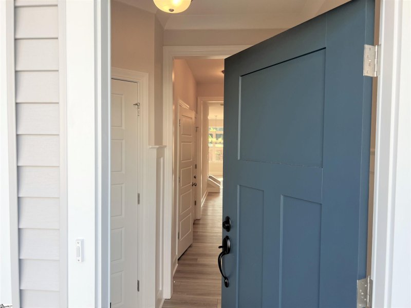 Property image 2 at 110 Callen Drive, Greenville, SC 29607