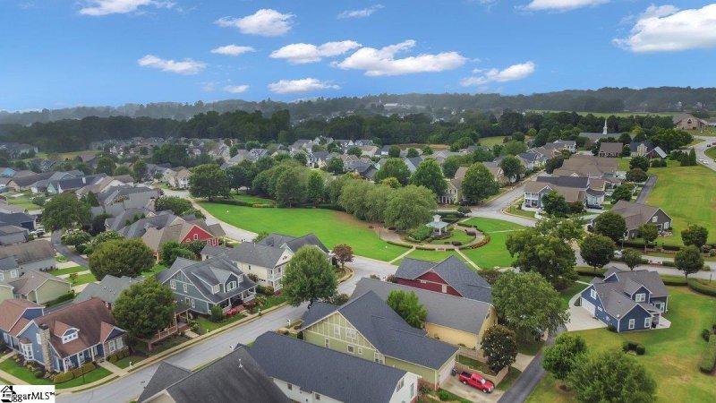 Property image 5 at 227 Clairhill Court, Simpsonville, SC 29680