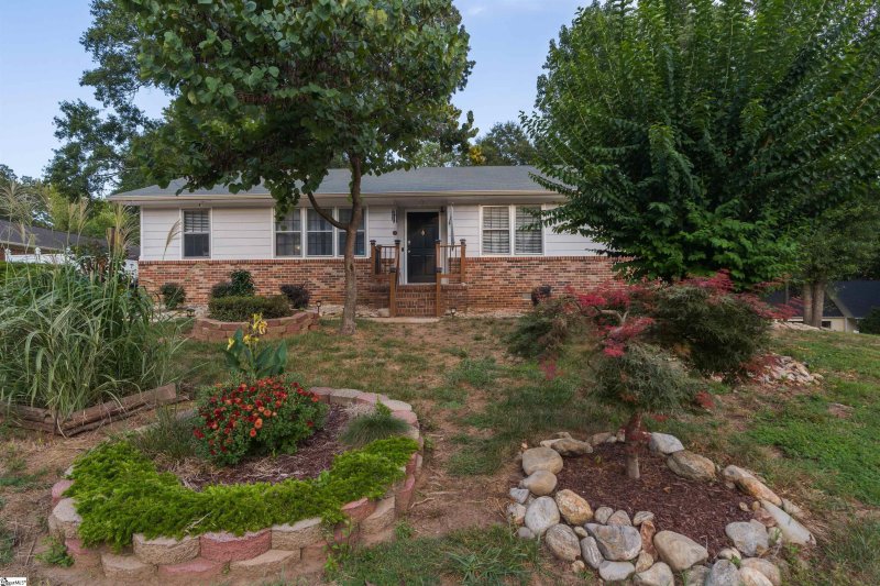 500 Gaithburg Square