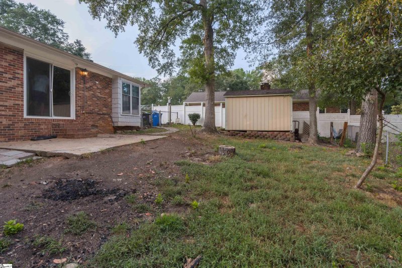 Property image 4 at 500 Gaithburg Square, Taylors, SC 29687