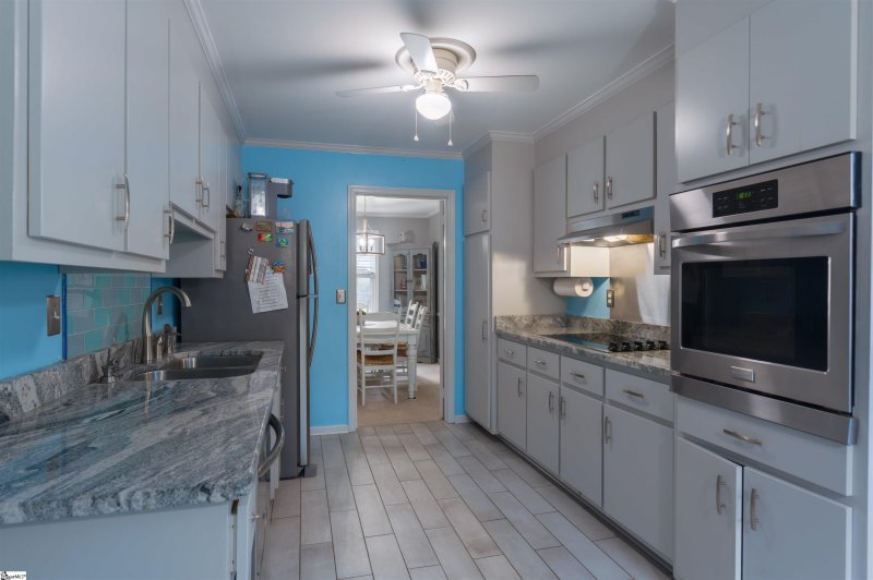 Property image 5 at 500 Gaithburg Square, Taylors, SC 29687