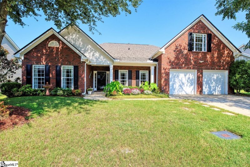 Property image 2 at 17 Springleaf Court, Simpsonville, SC 29681