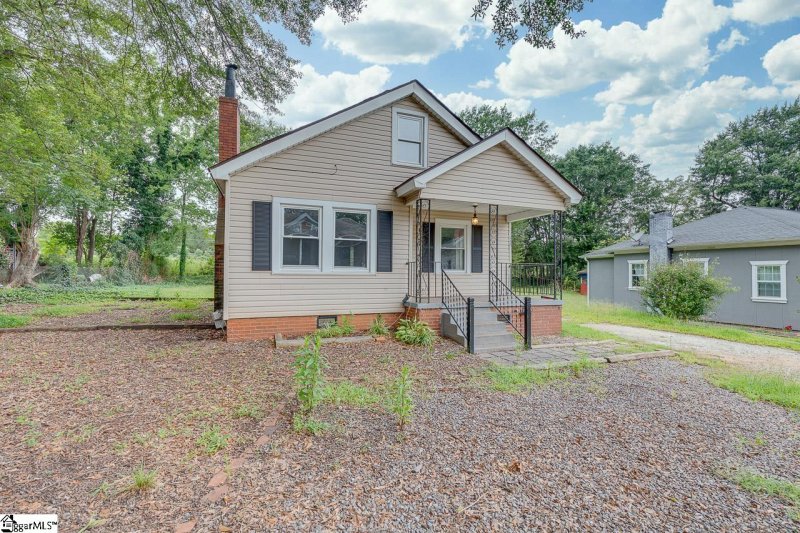 Property image 2 at 1446 5th Avenue, Greenville, SC 29611