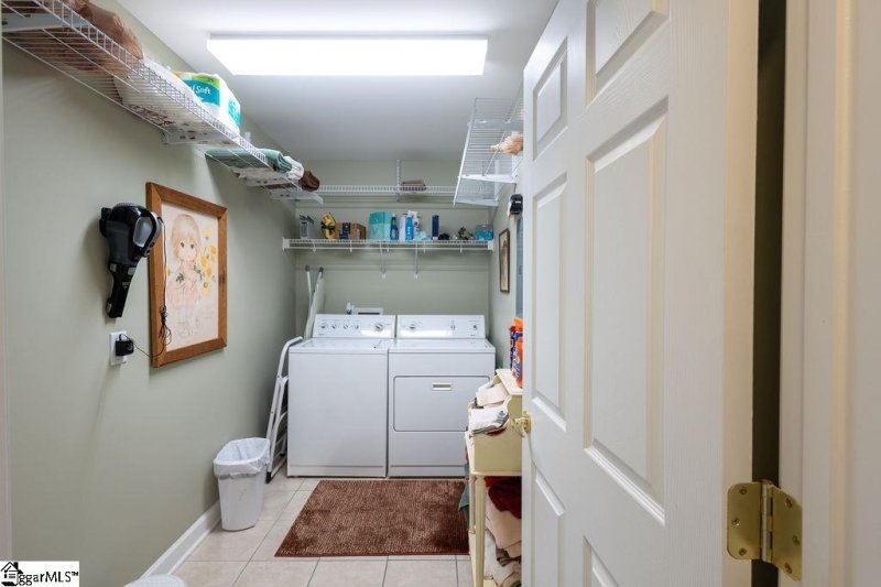 Property image 4 at 135 Ravines Lane, Spartanburg, SC 29301