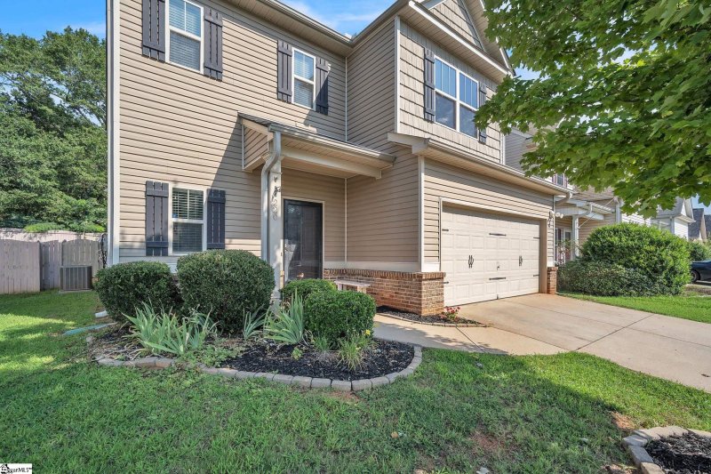 Property image 3 at 220 Dellwood Drive, Spartanburg, SC 29301