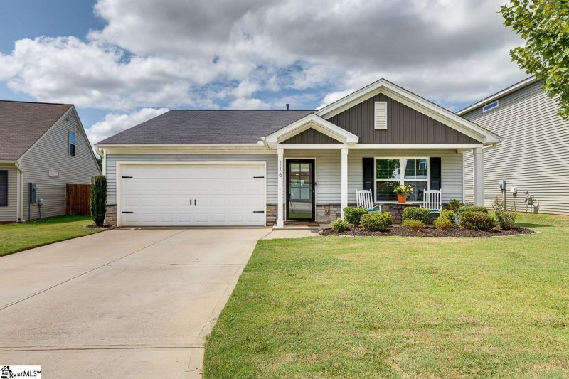 116 Traditions Boulevard