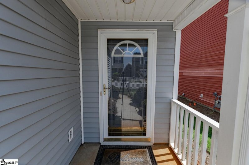 Property image 3 at 14 Minots Ledge Lane, Simpsonville, SC 29681