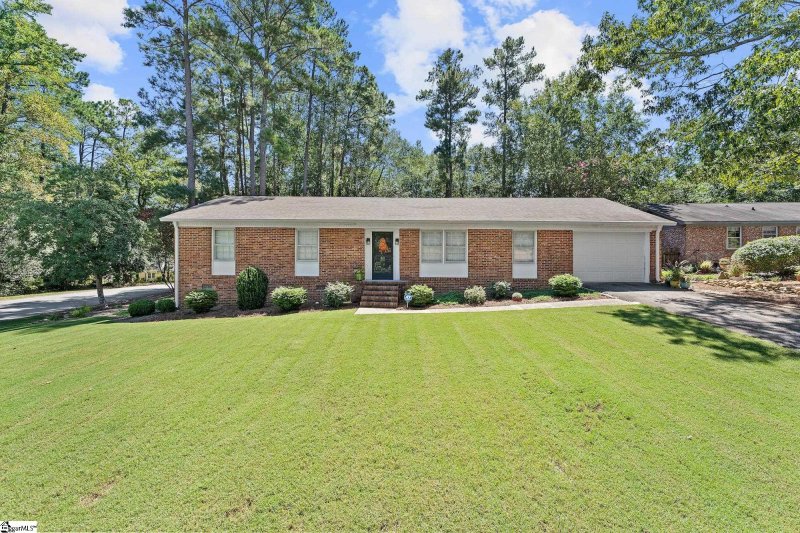 Property image 3 at 201 Canebreak Lane, Simpsonville, SC 29681