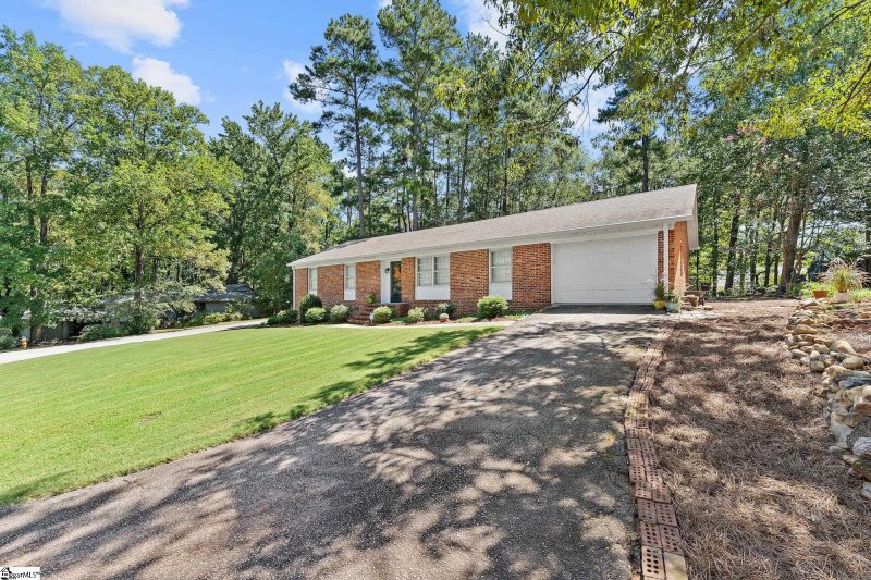 Property image 4 at 201 Canebreak Lane, Simpsonville, SC 29681