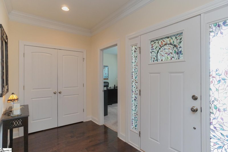 Property image 2 at 19 Cachet Court, Simpsonville, SC 29680