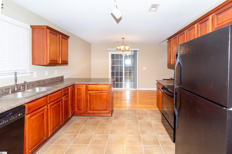 Property image 5 at 43 Spring Fellow Lane, Taylors, SC 29687