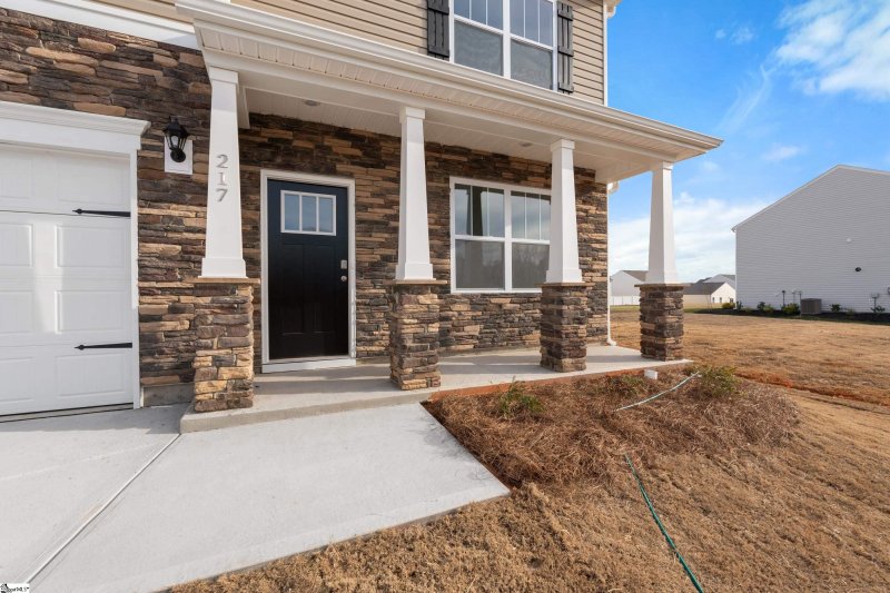 Property image 4 at 213 Slateford Circle, Piedmont, SC 29673