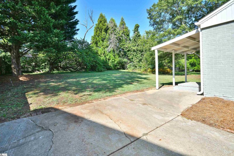 Property image 3 at 220 Keith Drive, Greenville, SC 29607