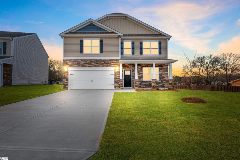 Property image 2 at 217 Slateford Circle, Piedmont, SC 29673