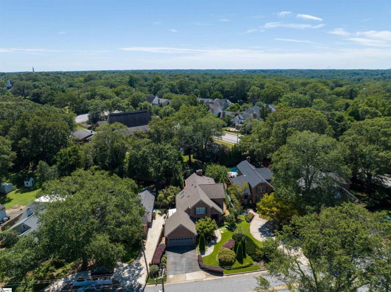 Property image 3 at 8 Byrd Boulevard, Greenville, SC 29605