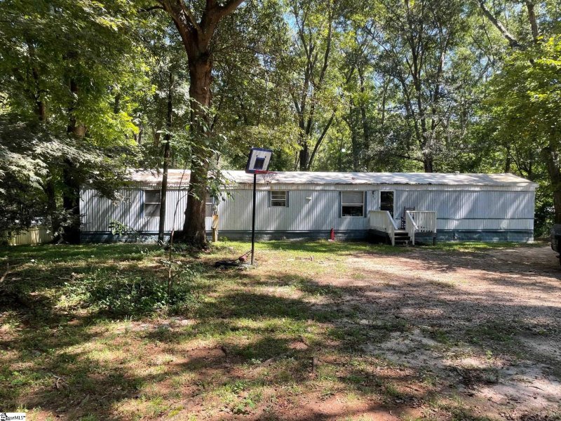 212 Shady Acres Circle