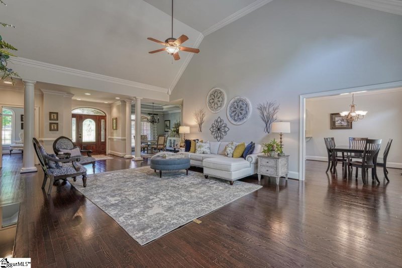 Property image 3 at 877 Oakcrest Road, Spartanburg, SC 29301