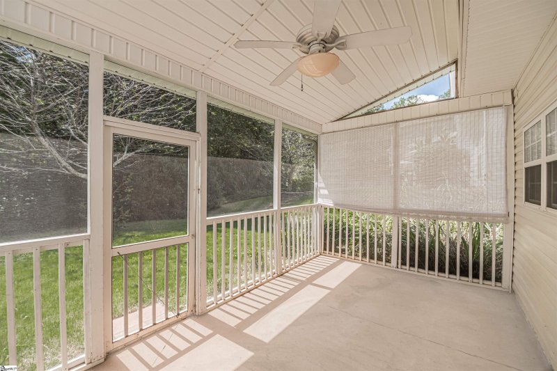 Property image 3 at 516 Collingsworth Lane, Greenville, SC 29615