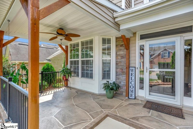 Property image 2 at 104 Windsor Creek Court, Simpsonville, SC 29681