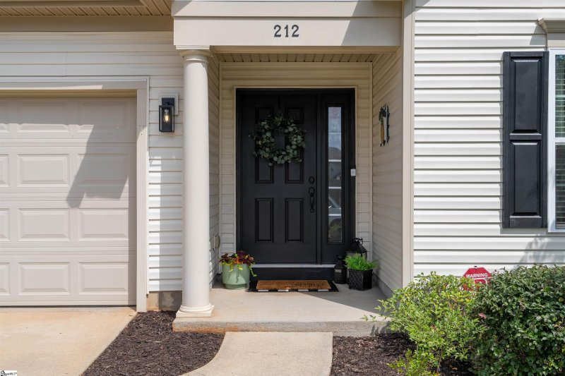 Property image 4 at 212 Mercer Drive, Simpsonville, SC 29681