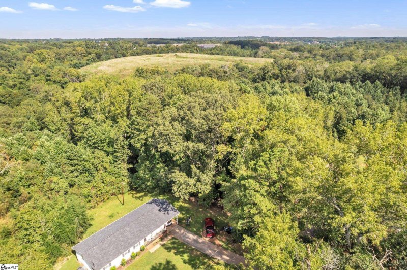 Property image 3 at Churchill Circle, Greenville, SC 29605