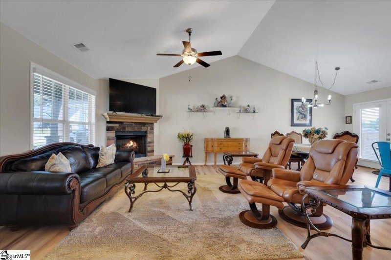 Property image 2 at 216 Freehold Way, Greer, SC 29650