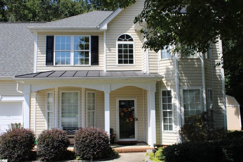 Property image 2 at 105 Firelight Court, Easley, SC 29642