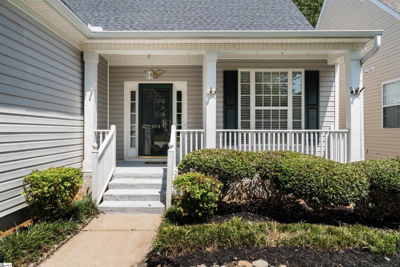 Property image 2 at 904 Medora Drive, Greer, SC 29650