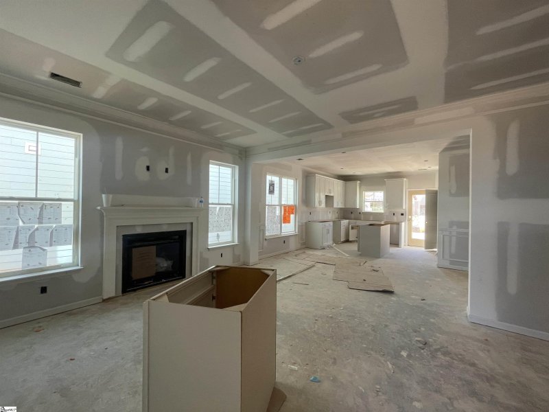 Property image 2 at 613 Columbus Circle, Simpsonville, SC 29680