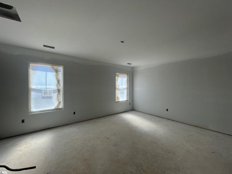 Property image 4 at 605 Columbus Circle, Simpsonville, SC 29680