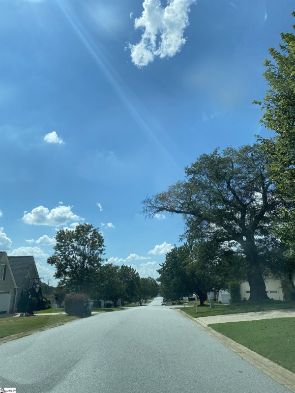 Property image 3 at 204 Bramford Way, Simpsonville, SC 29680