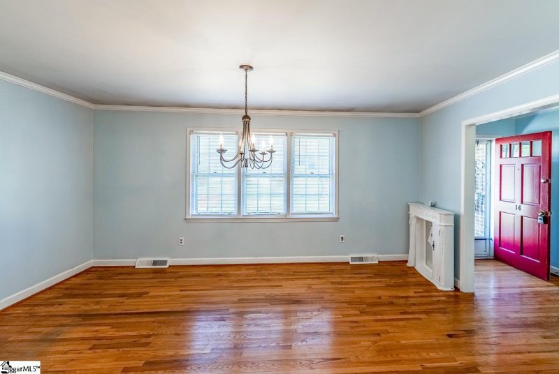Property image 4 at 14 Amy Lane, Taylors, SC 29687