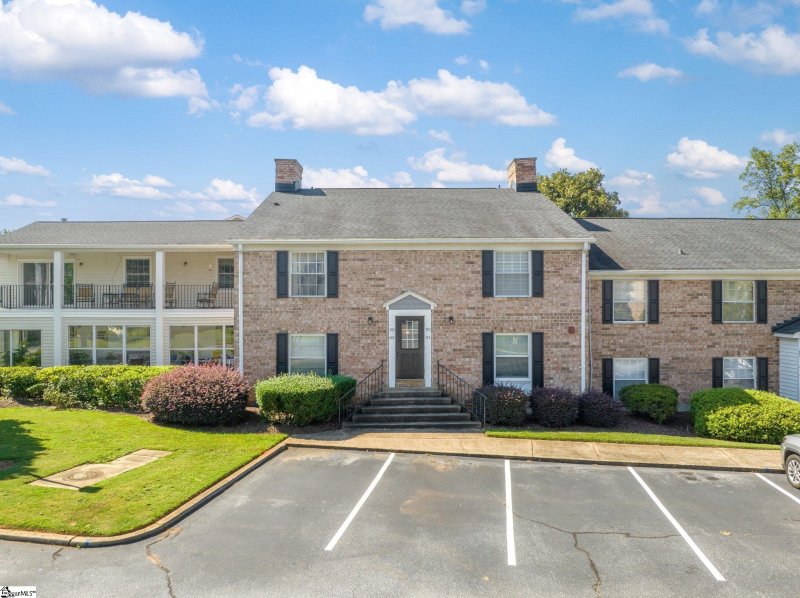 Property image 2 at 925 Cleveland Street, Greenville, SC 29601