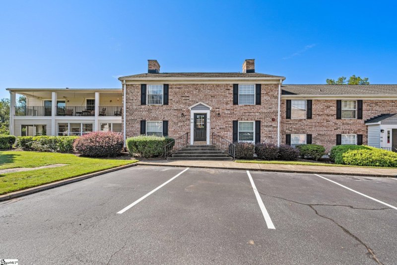 Property image 4 at 925 Cleveland Street, Greenville, SC 29601