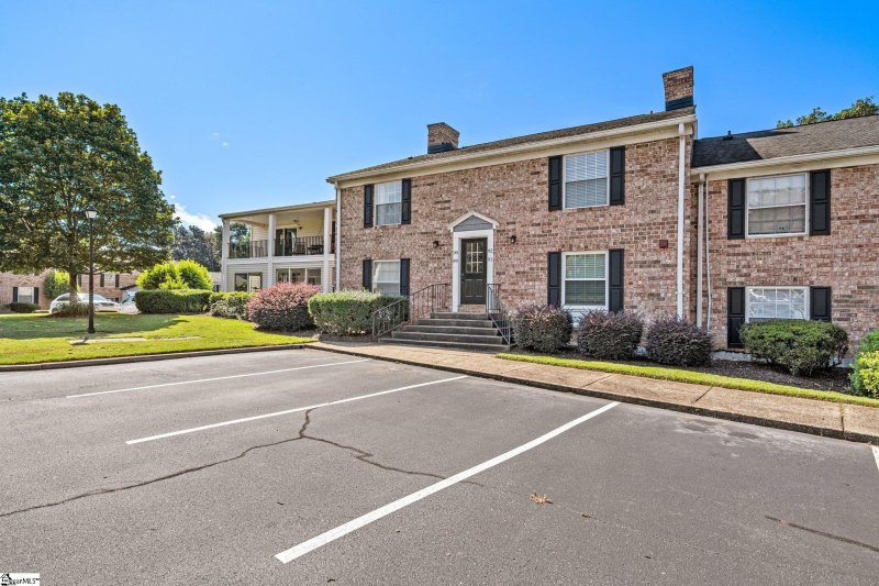 Property image 5 at 925 Cleveland Street, Greenville, SC 29601