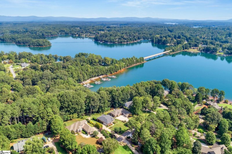 Property image 2 at 209 Amethyst Way, Seneca, SC 29672-6851