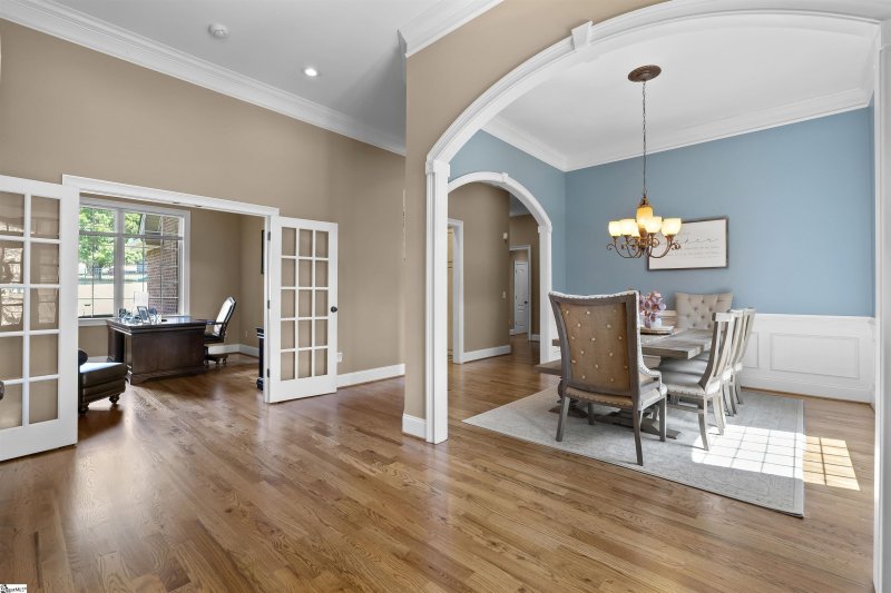 Property image 3 at 1235 Crestview Road, Easley, SC 29642