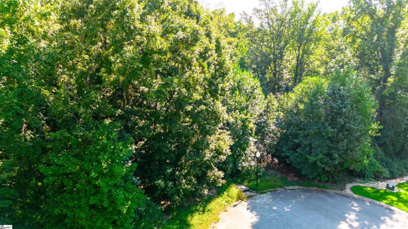 Property image 3 at 116 Hibiscus Drive, Easley, SC 29642