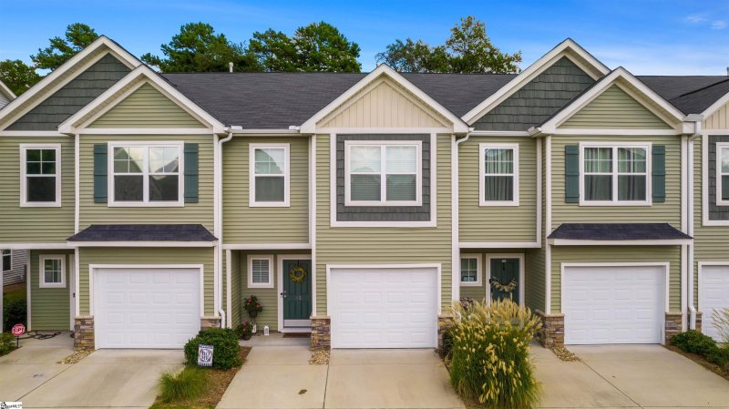 43 Harvest Bell Lane