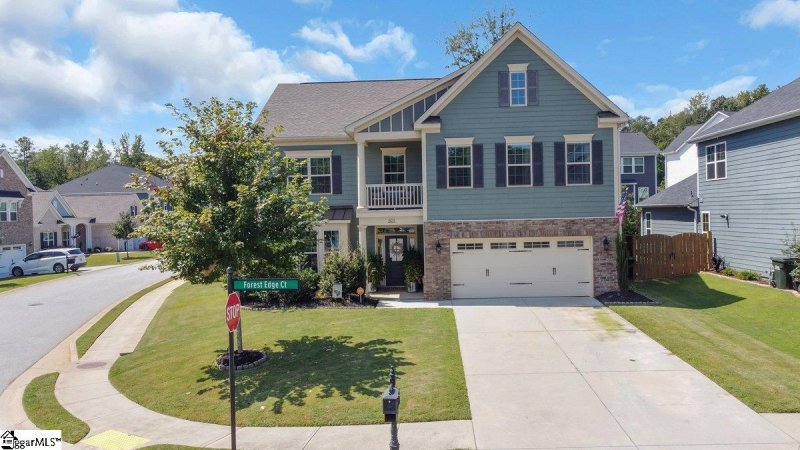 Property image 2 at 501 Forest Edge Court, Simpsonville, SC 29681