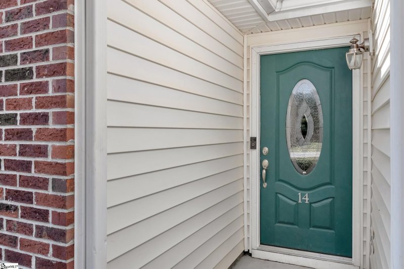 Property image 3 at 14 Riverbed Drive, Greenville, SC 29605