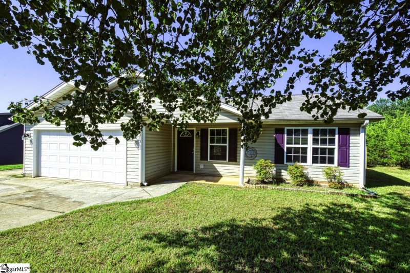 Property image 2 at 313 Dream Lane, Liberty, SC 29657