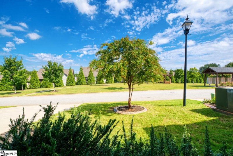 Property image 5 at 209 Henrydale Drive, Easley, SC 29642