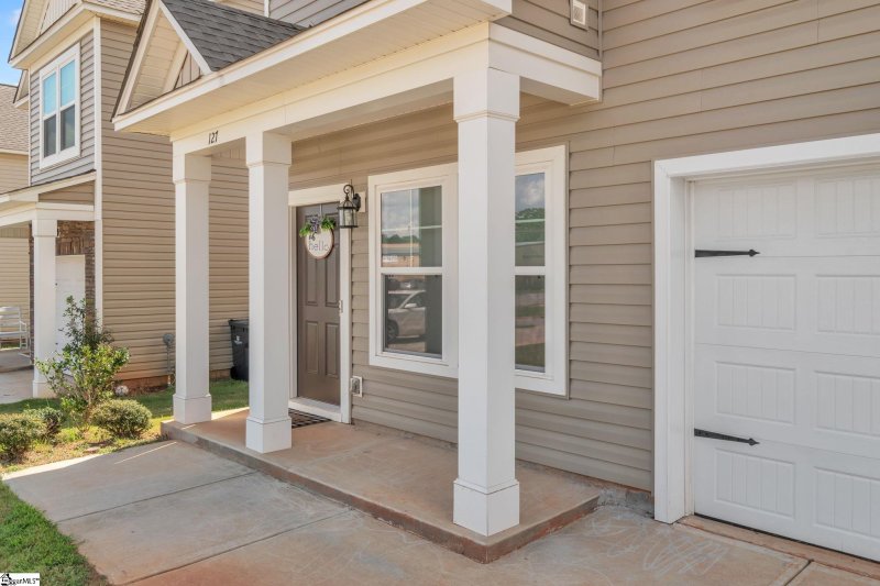 Property image 3 at 127 Weaver Way, Pendleton, SC 29670