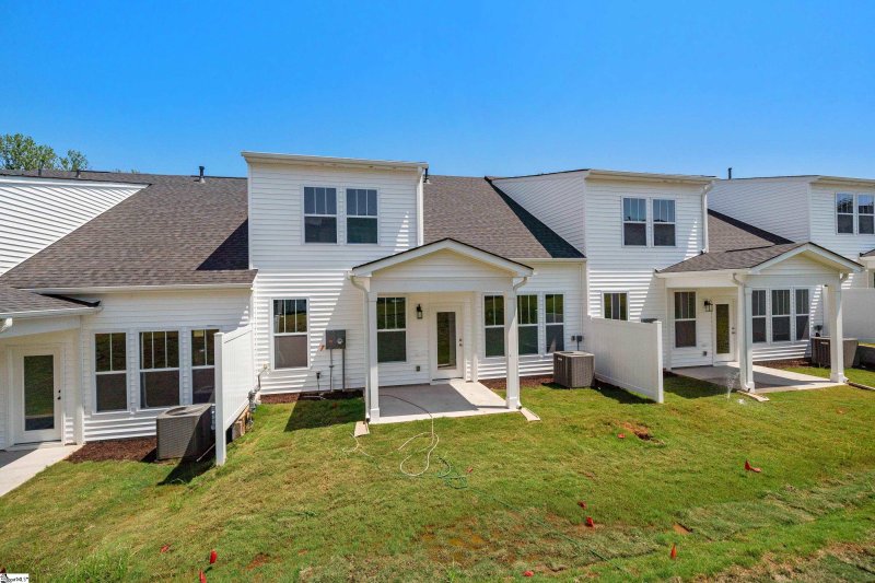 Property image 4 at 415 Ambleside Lane, Greenville, SC 29605