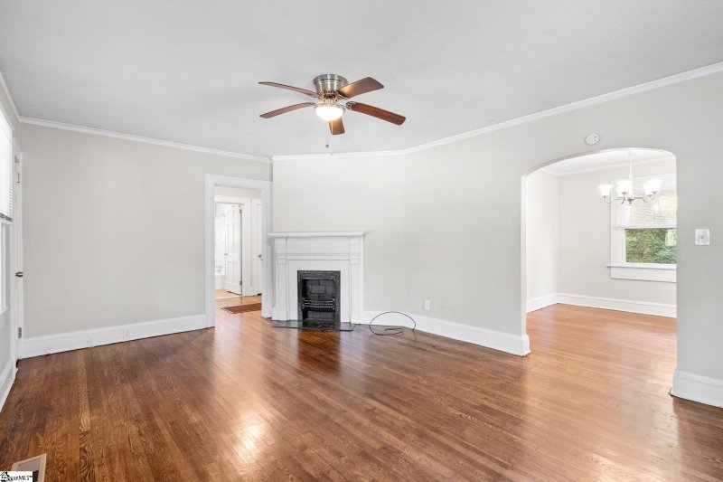 Property image 2 at 351 Saint Andrews Street, Spartanburg, SC 29306