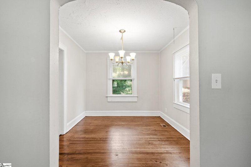 Property image 4 at 351 Saint Andrews Street, Spartanburg, SC 29306